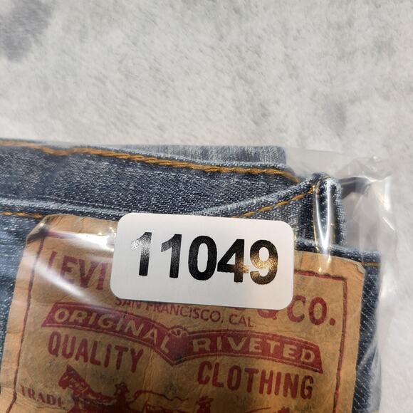 Levis 559 Jeans Mens 38x32 Blue Relaxed Straight Leg Distressed Denim Pants - Picture 10 of 10